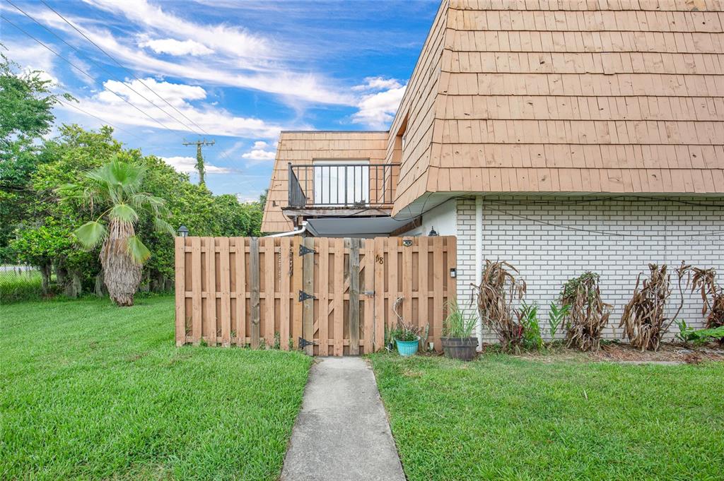 118 MOONSTONE COURT
