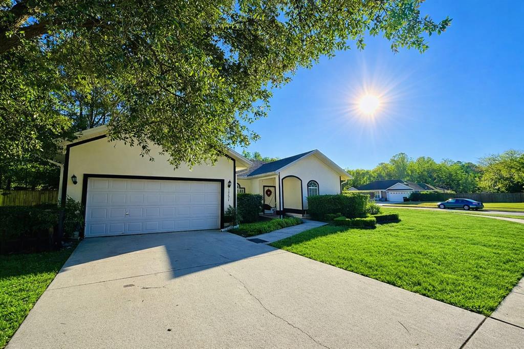 14271 NW 10TH ROAD, NEWBERRY, FL — photo 2 of 22