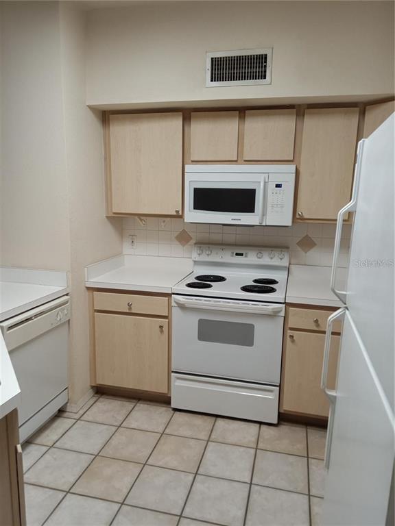 829 CAMARGO WAY UNIT 307, ALTAMONTE SPRINGS, FL — photo 4 of 30