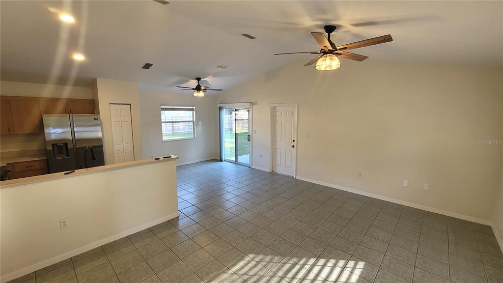 19491 NW 237TH STREET, HIGH SPRINGS, FL — photo 2 of 15