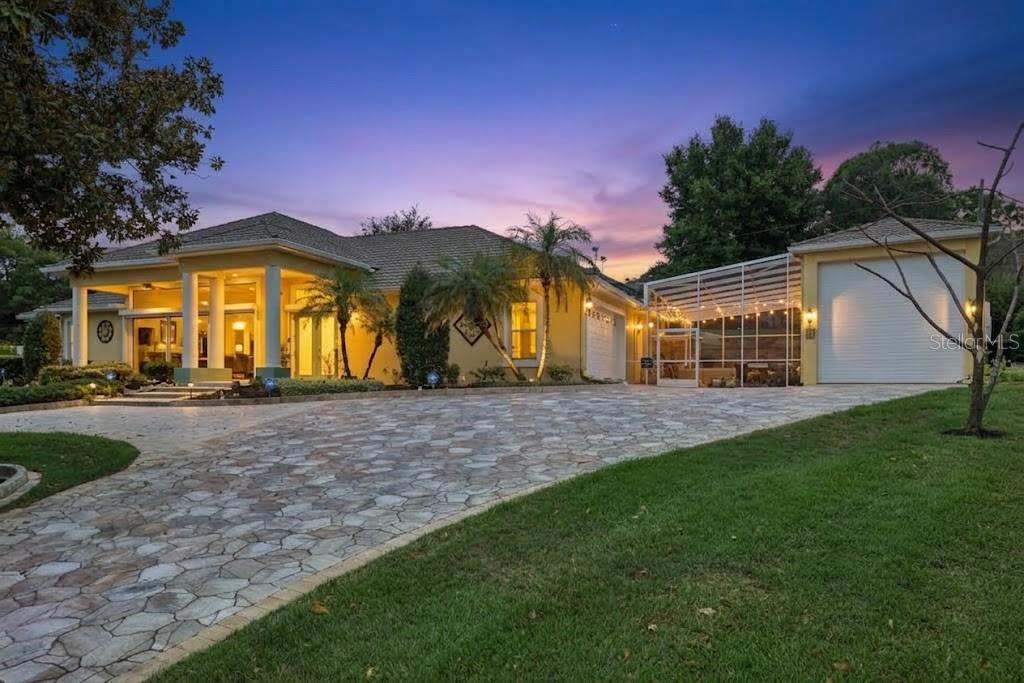 12128 LAKESHORE DRIVE