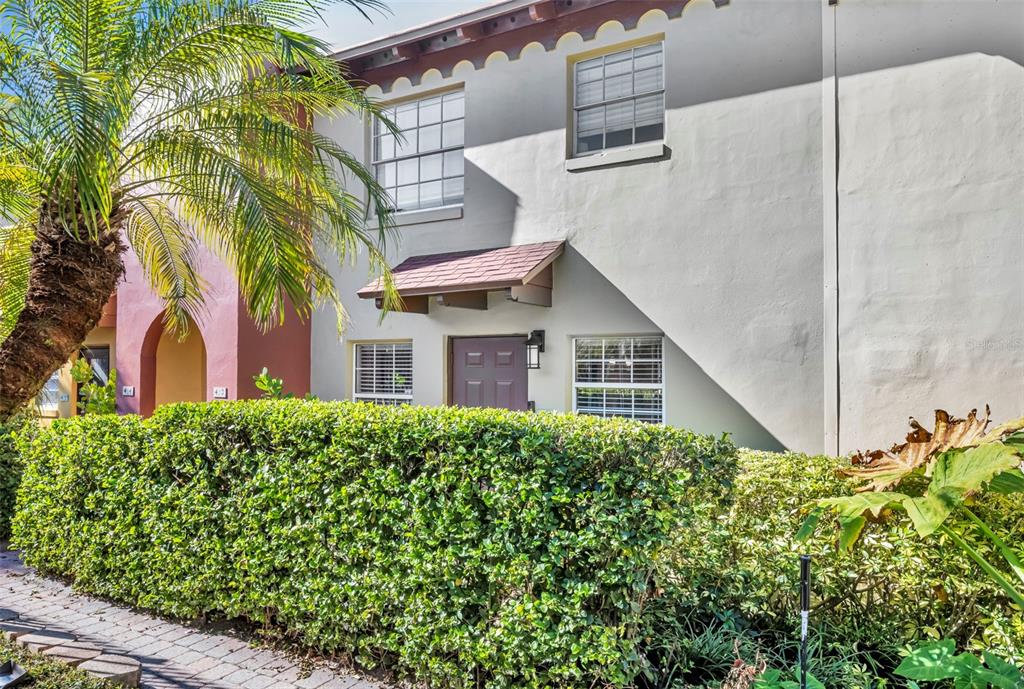 1535 CATHERINE STREET UNIT 42