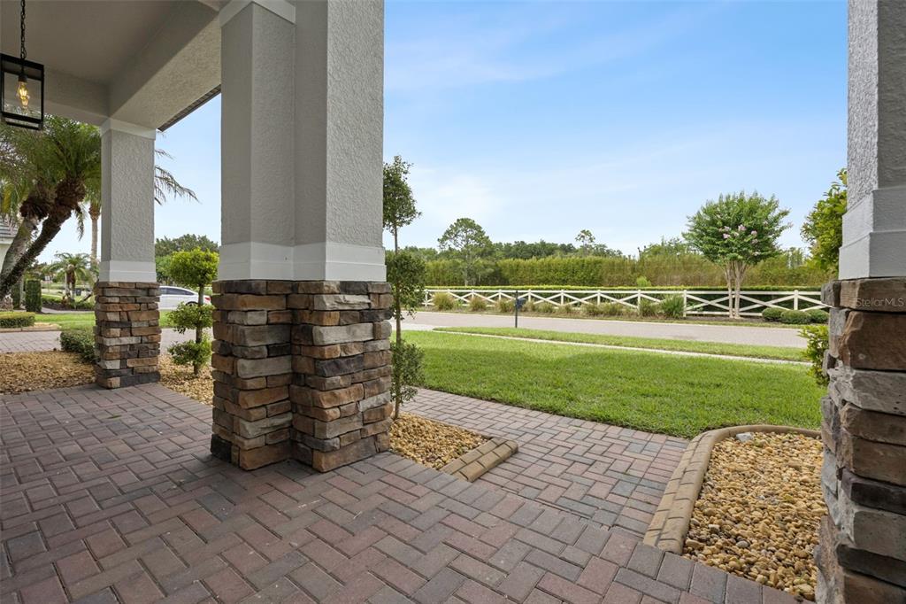 1812 LAKE ROBERTS LANDING DRIVE, WINTER GARDEN, FL — photo 2 of 30