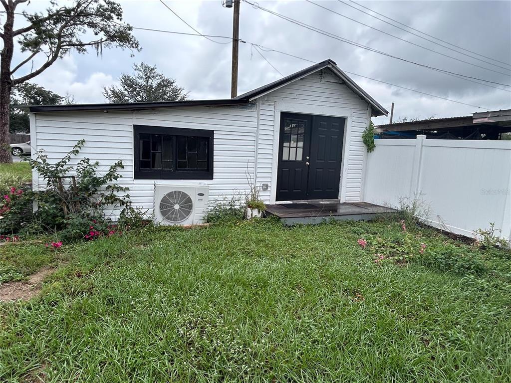 650 9TH STREET NE, WINTER HAVEN, FL — photo 2 of 7