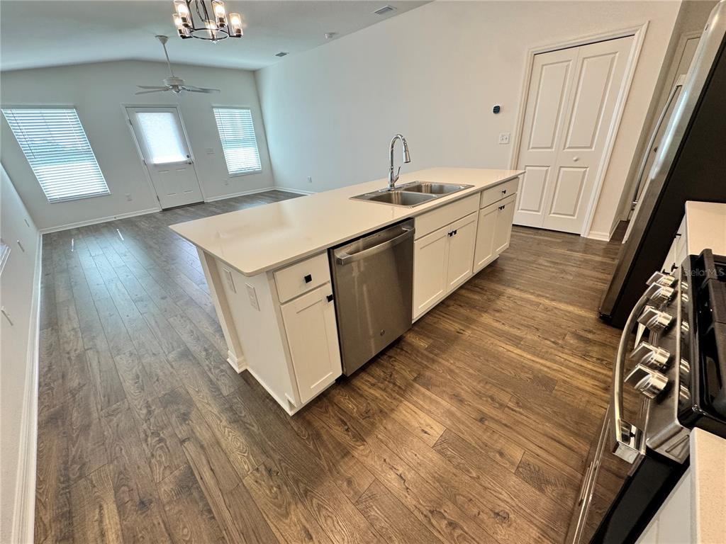 2224 MANSELL PATH, MIDDLETON, FL — photo 4 of 12