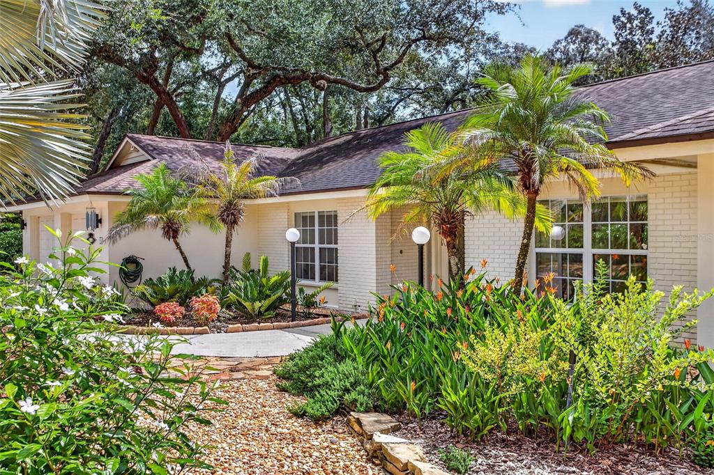 513 GARRARD DRIVE, TEMPLE TERRACE, FL — photo 3 of 30