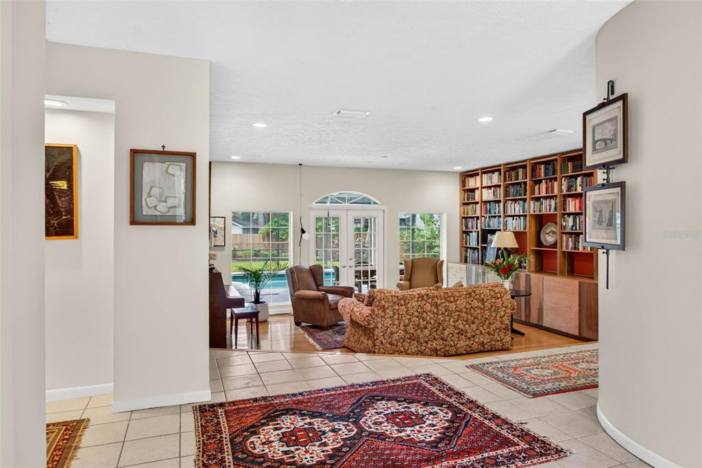 513 GARRARD DRIVE, TEMPLE TERRACE, FL — photo 5 of 30