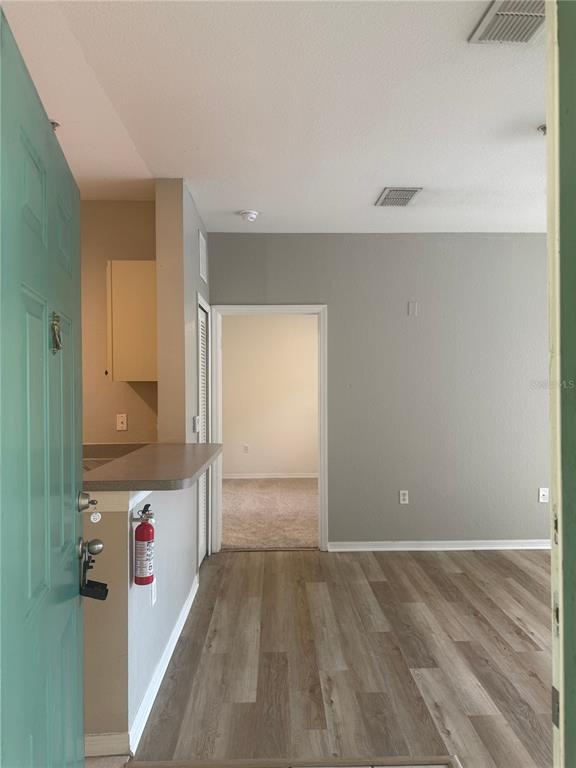 8927 LEGACY COURT UNIT 103, KISSIMMEE, FL — photo 4 of 30