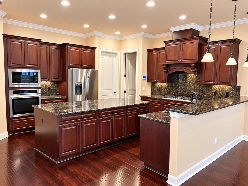 9650 MILANO DRIVE, NEW PORT RICHEY, FL — photo 5 of 75