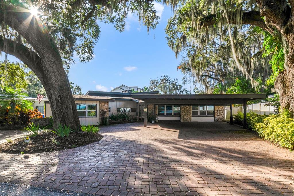 4836 BIG OAKS LANE