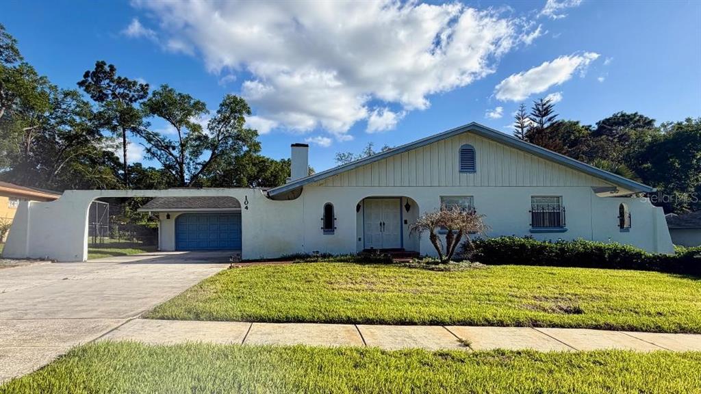 104 LAMPLIGHTER ROAD