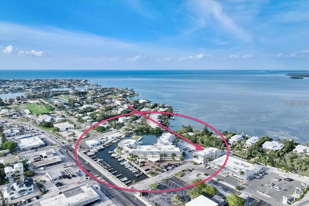 5325 MARINA DRIVE UNIT 423, HOLMES BEACH, FL — photo 2 of 39