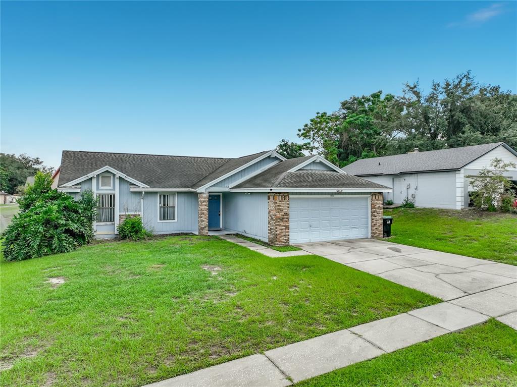 2943 ROUNDABOUT LANE, ORLANDO, FL — photo 2 of 47