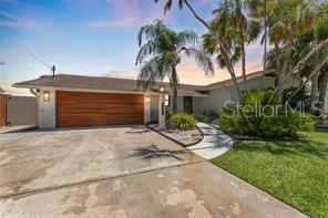 8720 HICKORYWOOD LANE