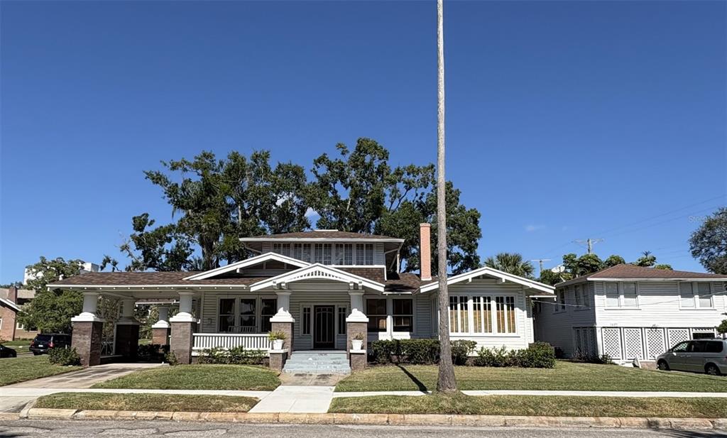 1409 W WATROUS AVENUE