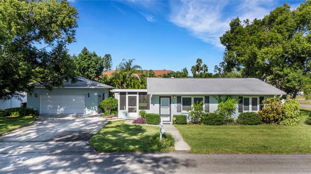 2529 SUNSET DRIVE