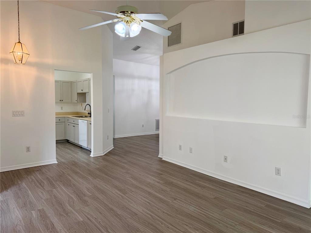 35224 WHISPERING PINES DRIVE, ZEPHYRHILLS, FL — photo 5 of 30