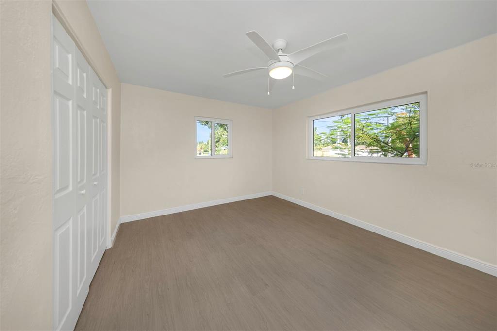 4450 13TH AVENUE S, ST PETERSBURG, FL — photo 5 of 35