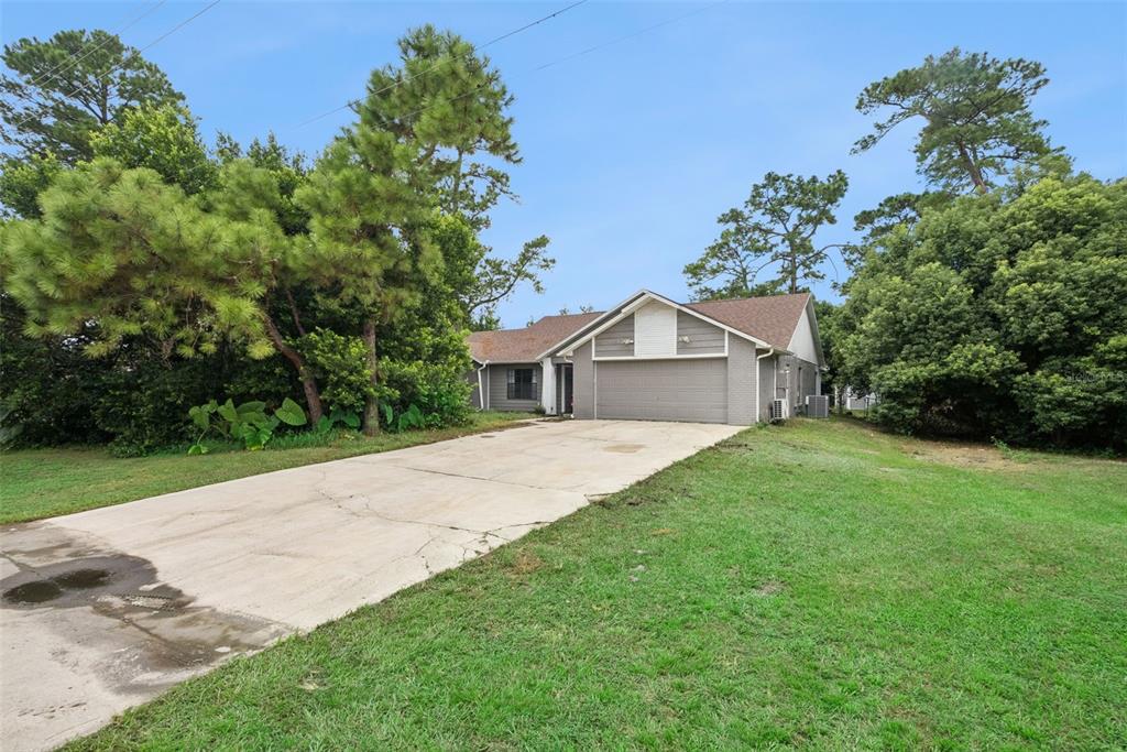 2590 HAULOVER BOULEVARD, DELTONA, FL — photo 3 of 36