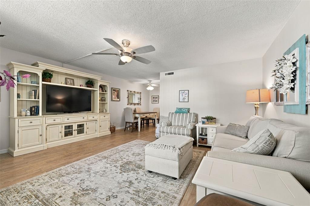 2630 PEARCE DRIVE UNIT 308, CLEARWATER, FL — photo 4 of 30