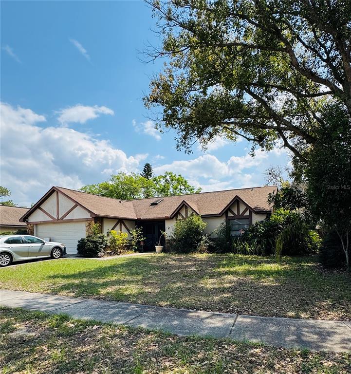 1607 OAK ARBOR LANE
