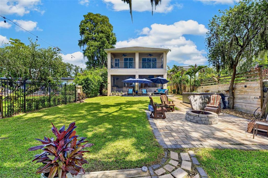 303 W CHAPMAN ROAD, LUTZ, FL — photo 3 of 30