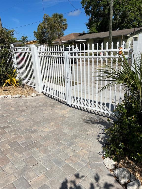 1534 25TH STREET, SARASOTA, FL — photo 5 of 30