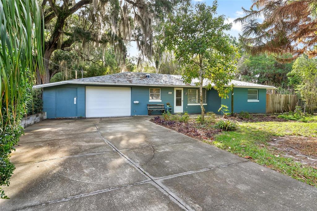 366 BAY ROAD