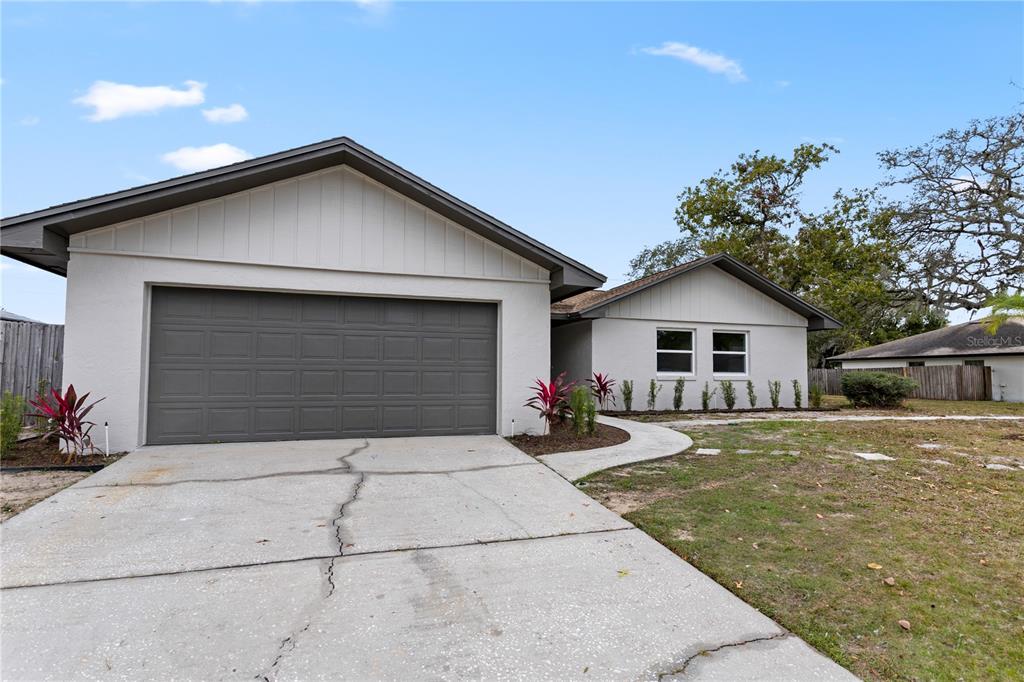 281 SANDPIPER DRIVE