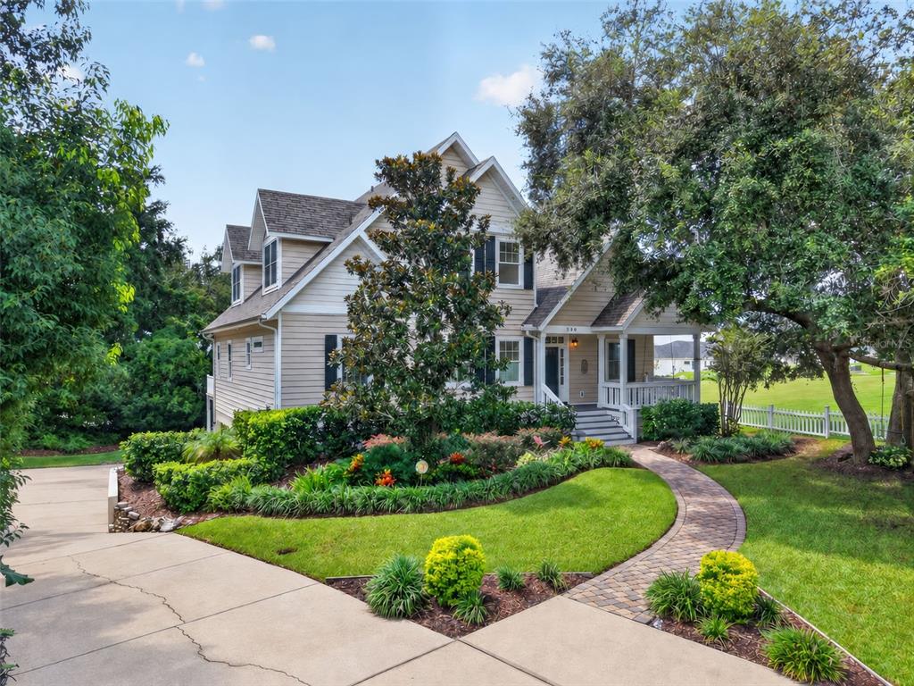 580 W 10TH AVENUE, MOUNT DORA, FL — photo 4 of 30