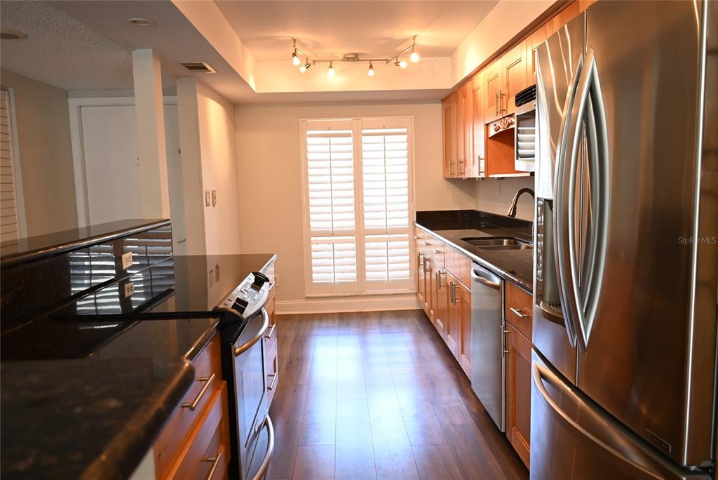 2900 COVE CAY DRIVE UNIT 4B, CLEARWATER, FL — photo 5 of 30