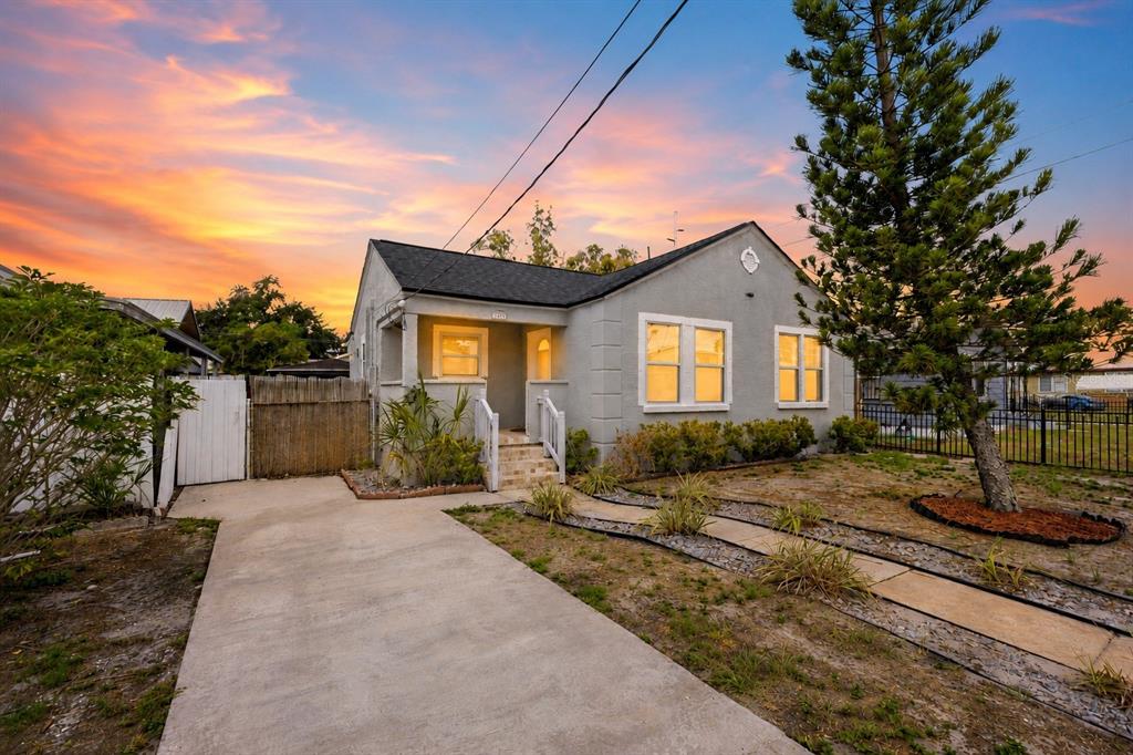 2403 CORRINE STREET