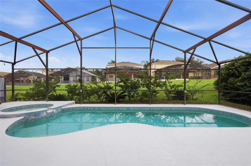 639 KENSINGTON DRIVE, DAVENPORT, FL — photo 2 of 30