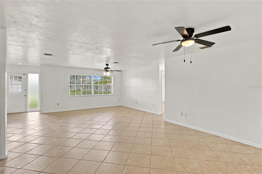 7402 SEA ISLAND ROAD, FORT MYERS, FL — photo 4 of 30