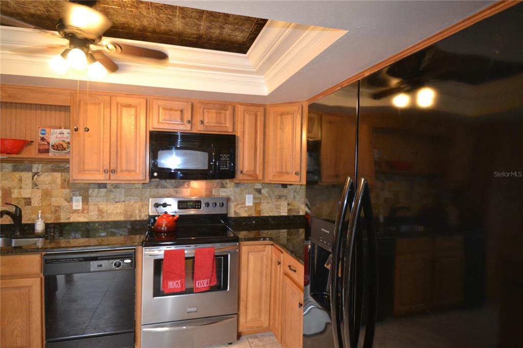 130 TADS TRAIL, OLDSMAR, FL — photo 2 of 30