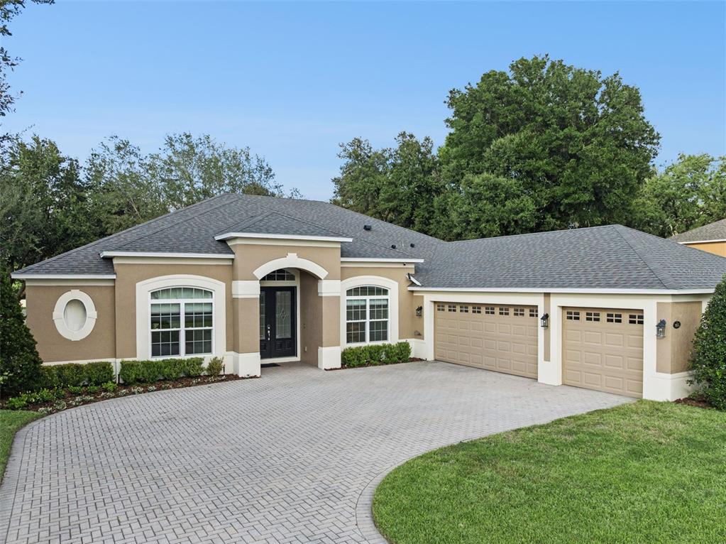 2615 CEDAR CREST DR