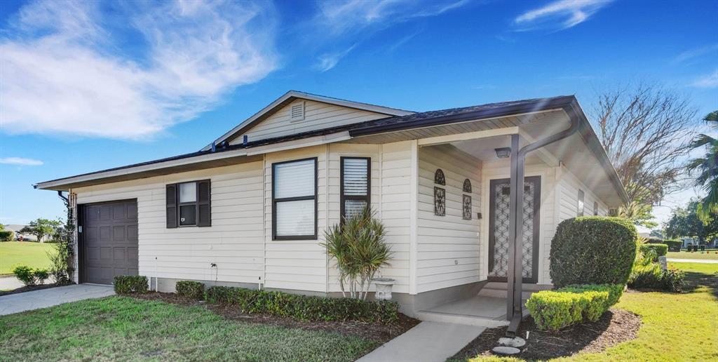 3173 SAND TRAP COURT