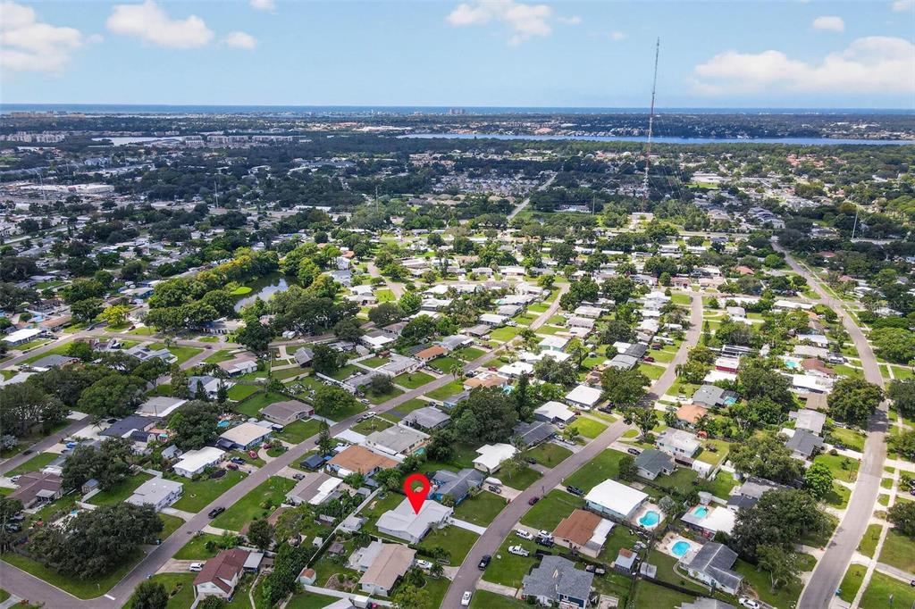 8428 IRIS AVENUE, SEMINOLE, FL — photo 4 of 30