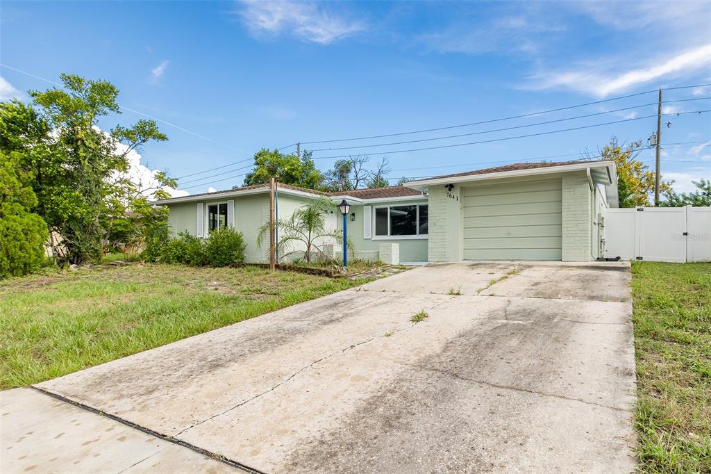 7641 JUDITH CRESCENT