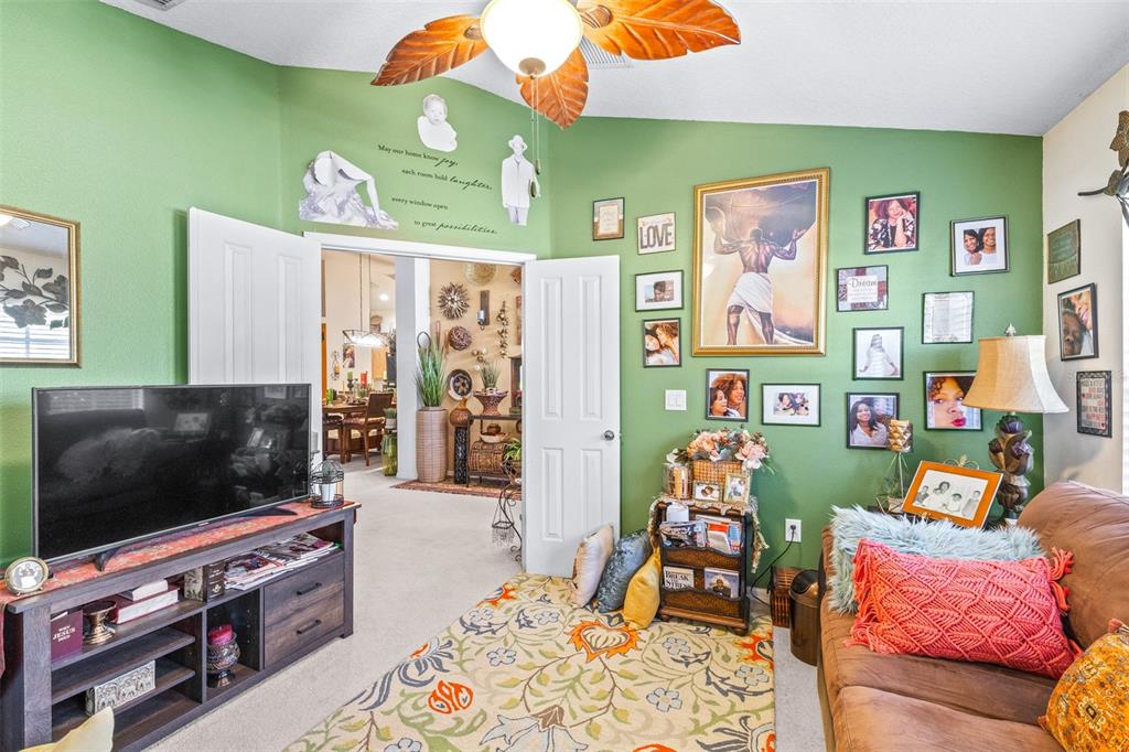 7113 CROMWELL PARK LANE, APOLLO BEACH, FL — photo 4 of 30