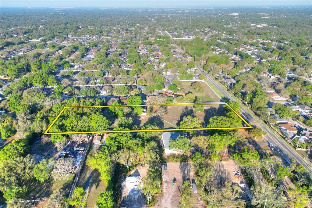 4207 E LUMSDEN ROAD, VALRICO, FL — photo 2 of 9