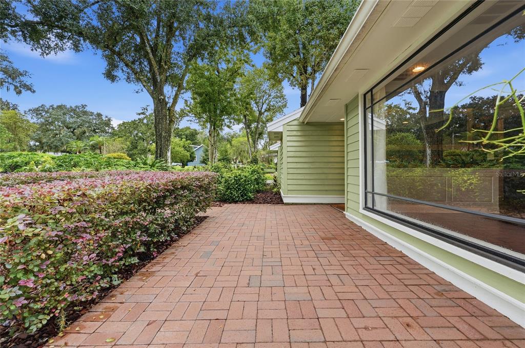 828 BROOKWOOD DRIVE, LAKELAND, FL — photo 5 of 30