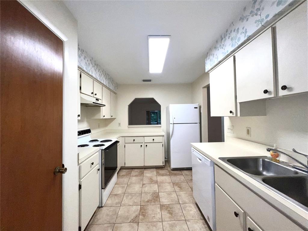 805 SLEEPY HARBOUR DRIVE, OCOEE, FL — photo 4 of 17