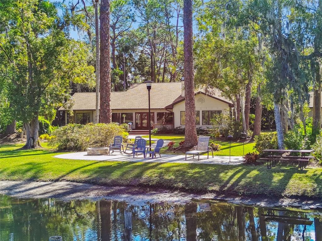 8011 N MOBLEY ROAD