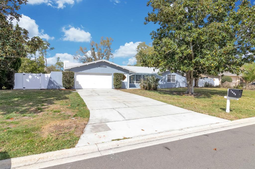 1495 SKYLINE DRIVE
