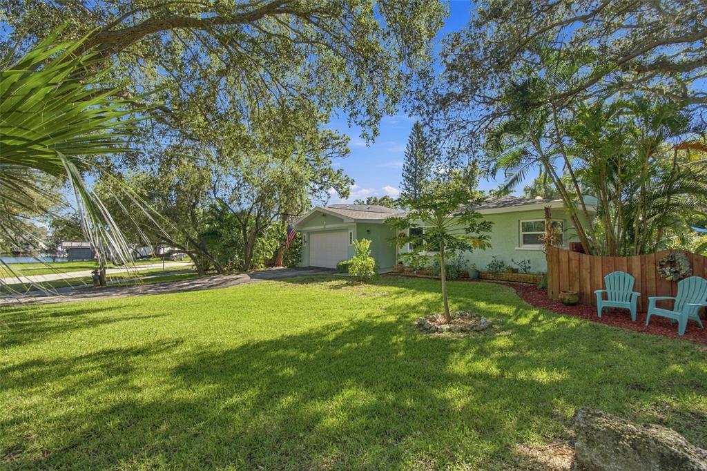395 GEORGIA AVENUE, CRYSTAL BEACH, FL — photo 3 of 62