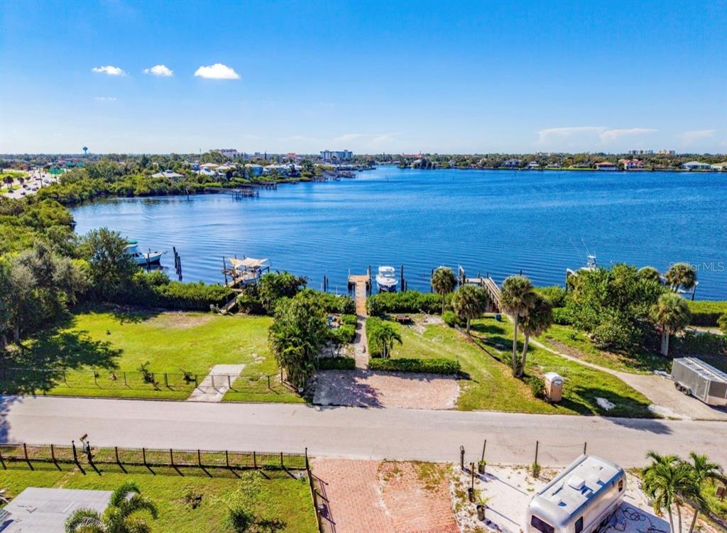 108 SUNRISE DRIVE, NOKOMIS, FL — photo 5 of 46