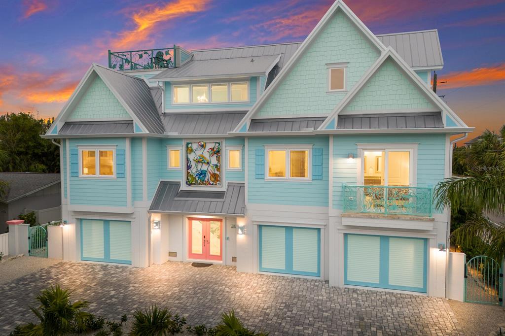 118 MANGROVE AVENUE