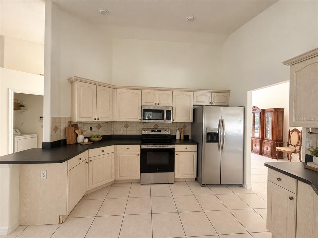 1510 GAYNOR COURT, DELTONA, FL — photo 3 of 20