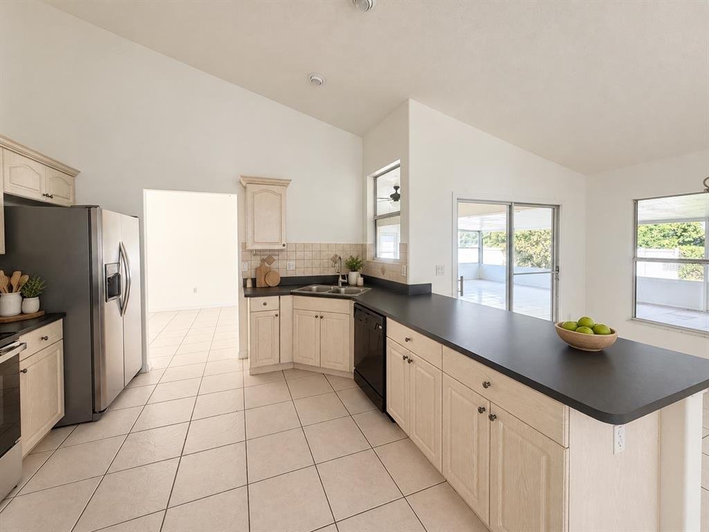 1510 GAYNOR COURT, DELTONA, FL — photo 4 of 20